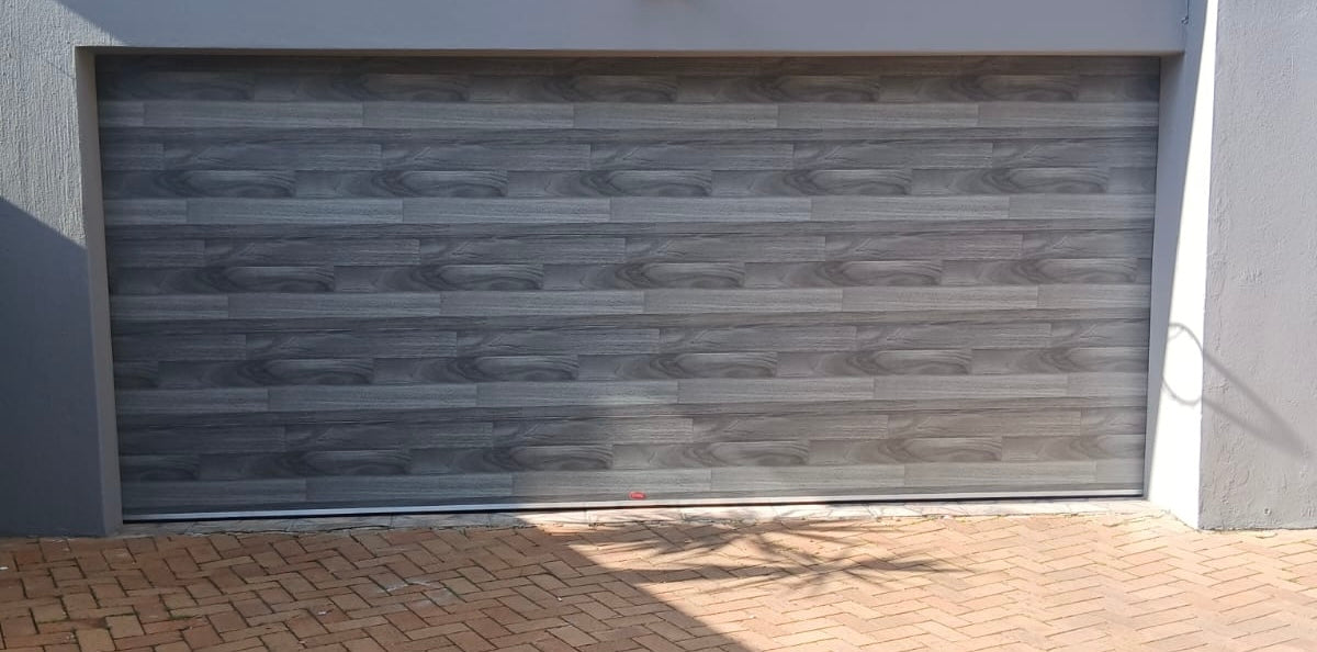 Timberline Insulated Steel Garage Door - Single & Double - 3 Colours